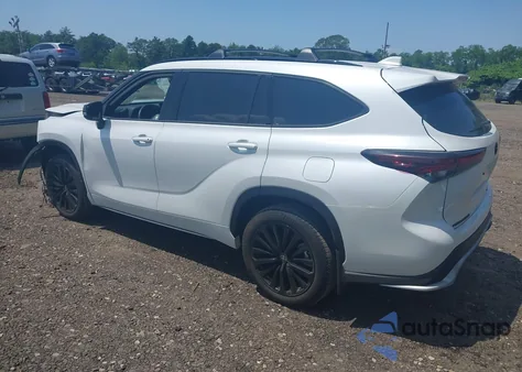 2024 Toyota Highlander Xse z USA, uszkodzony, nr VIN 5TDKDRBH0RS548417